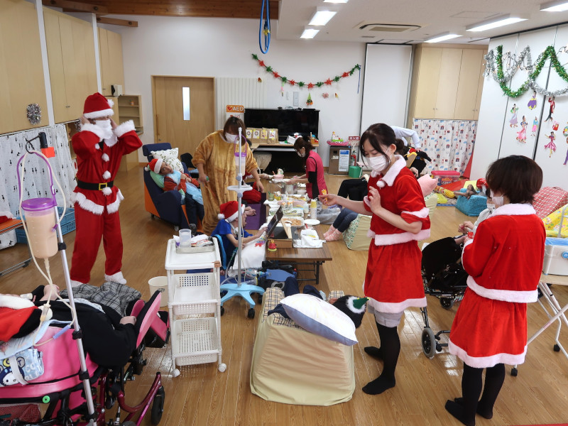 メリークリスマス！たんぽぽ利用者クリスマス会を開催しました